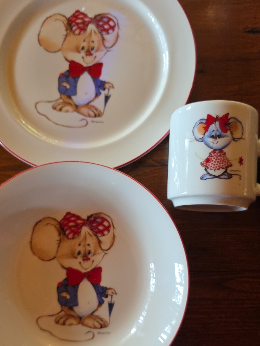 Three Piece German Porcelain Childs Set Of Dinnerware In Excellent Condition.